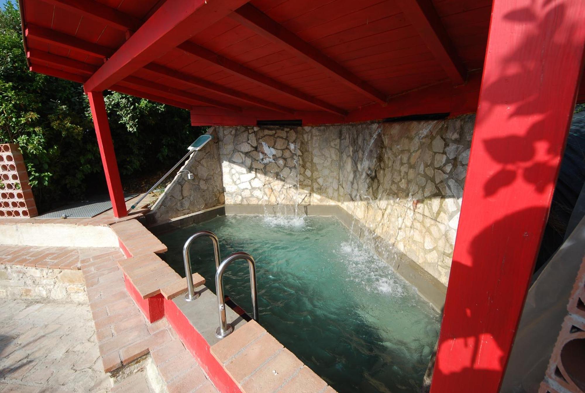 Spoleto By The Pool Exterior foto